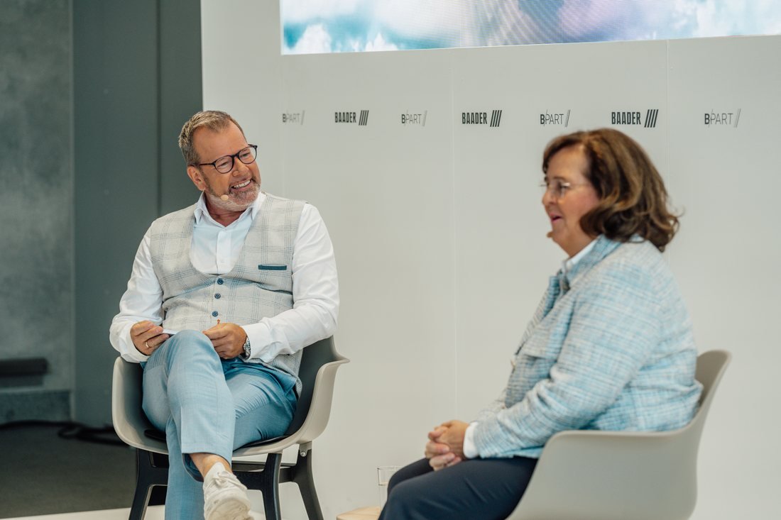Talk-Runde auf der Bühne